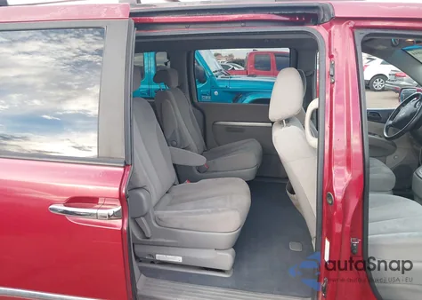 2008 Hyundai Entourage Gls/Limited z USA, uszkodzony, nr VIN KNDMC233986044355